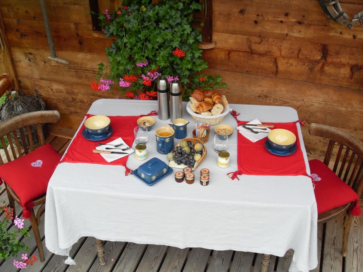 Bed and Breakfast Le Grenier à Saint-Paul-en-Chablais Extérieur photo