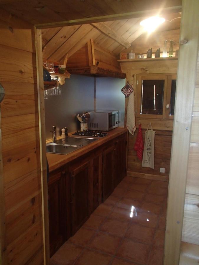 Bed and Breakfast Le Grenier à Saint-Paul-en-Chablais Extérieur photo